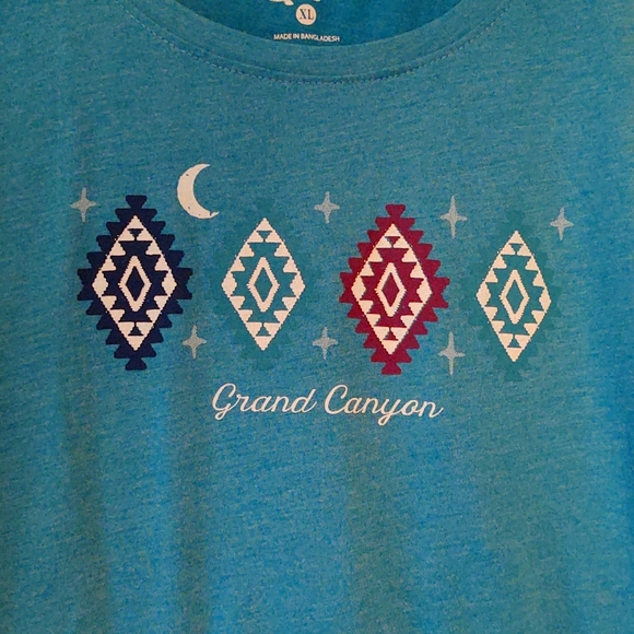 EMI Sportswear Tops - Grand Cayman Turquoise Graphic Tee Sz XL
